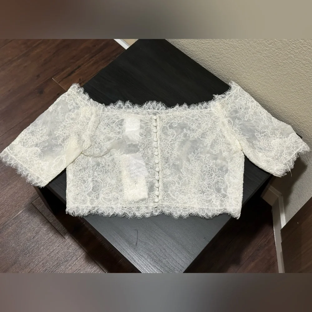 David’s Bridal Ivory Off-the-Shoulder Lace Topper with 3/4 Sleeves - Picture 6 of 10